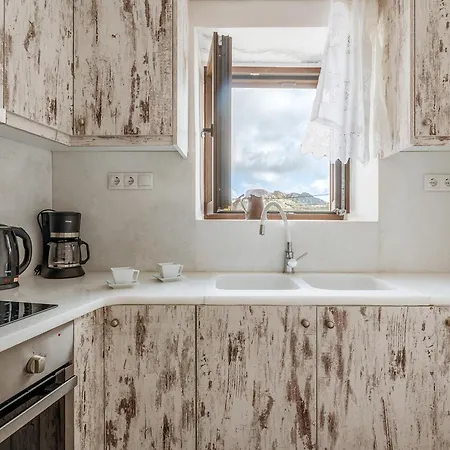 Apartment Marble House *