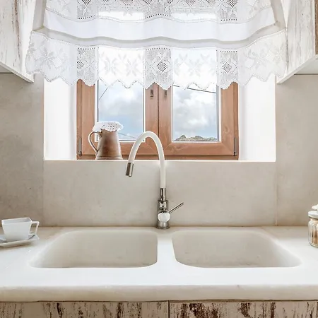 Apartment Marble House *