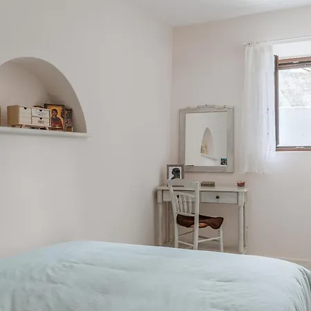 Marble House Apartment