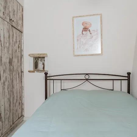 Apartment Marble House *