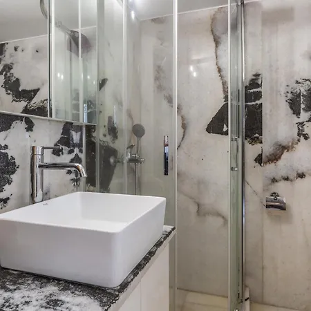Apartment Marble House